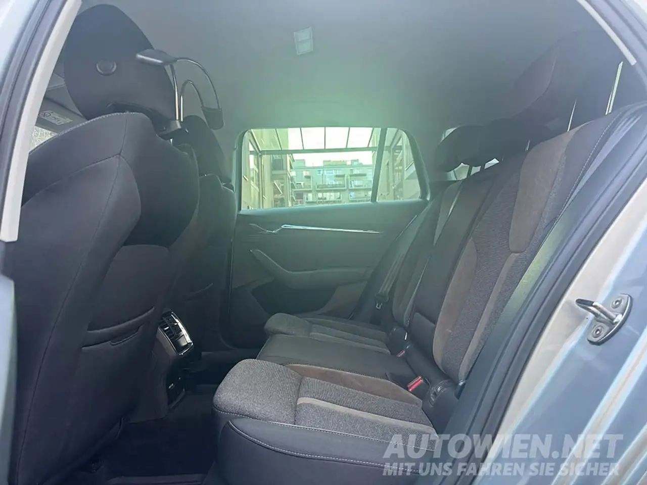 Skoda Octavia SCOUT 2.0 TDI DSG 4x4 – Foto 18 von 31
