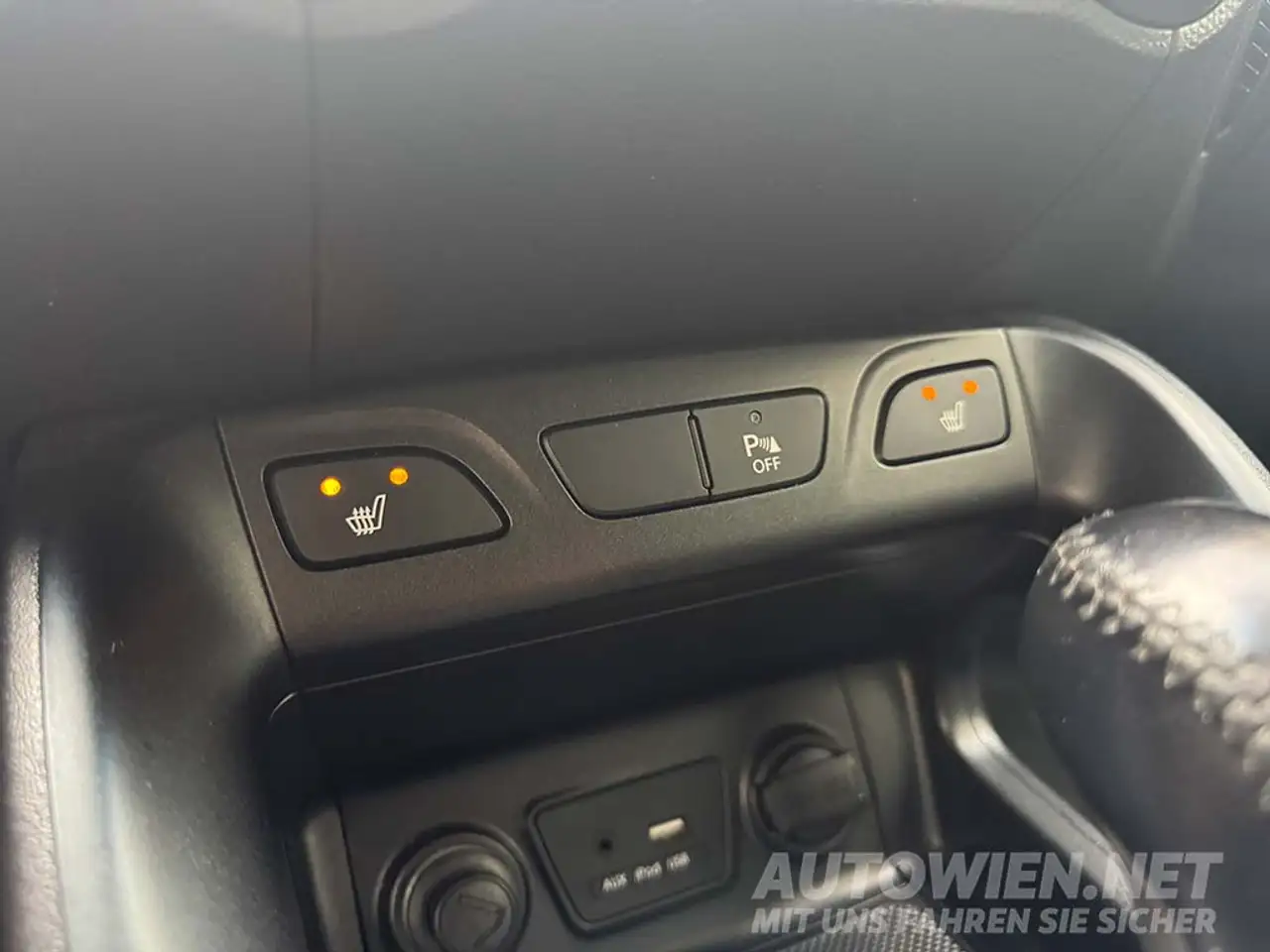 Hyundai iX35 2.0 CRDi Aut. PREMIUM – Foto 8 von 24